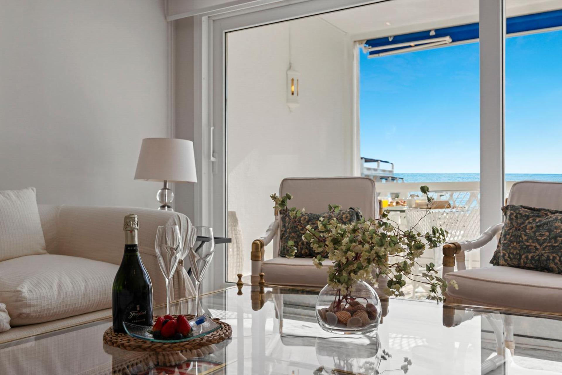 Vista Mar Y Piscina En Puerto Banus Apartment Marbella